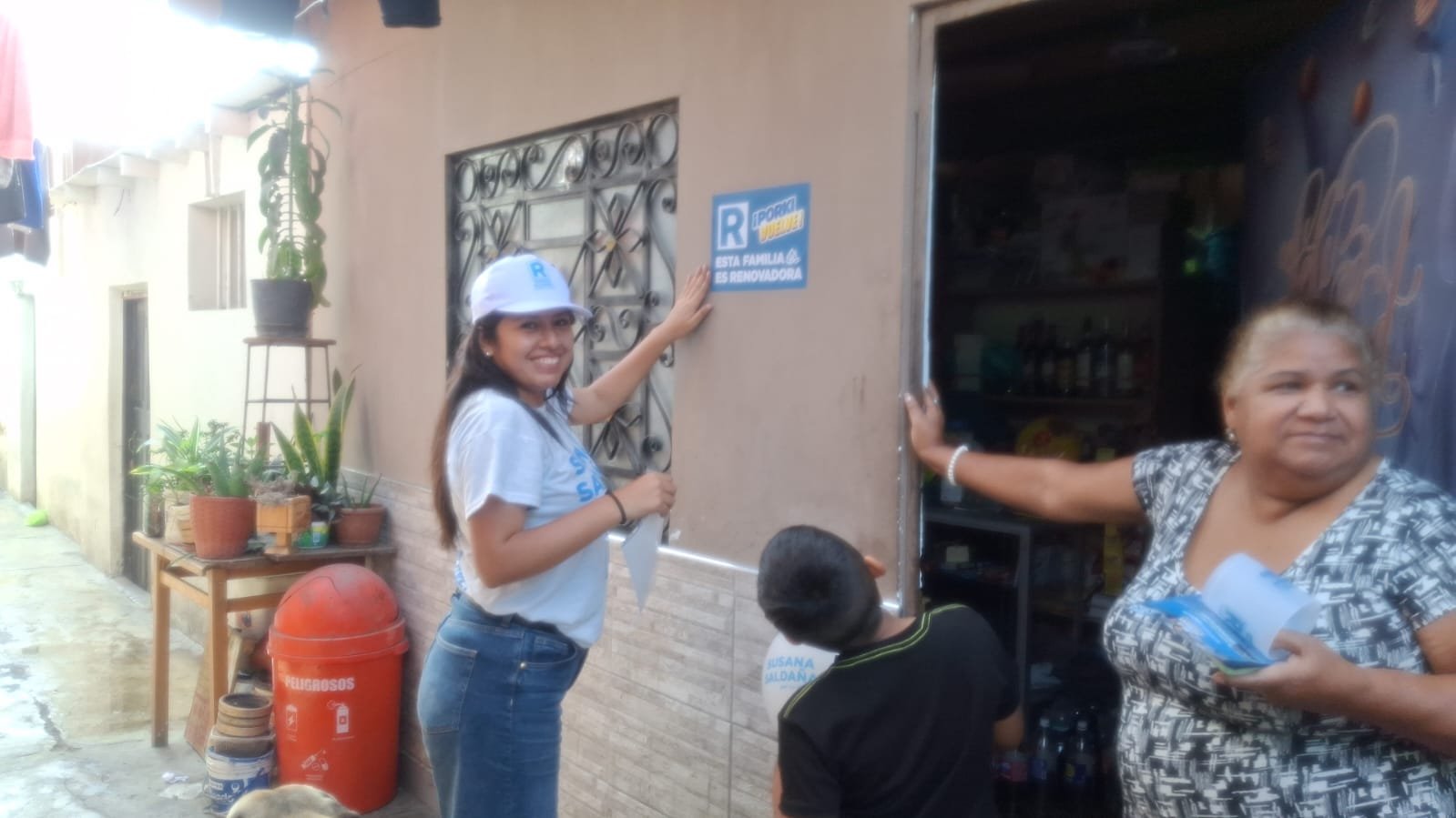 la-victoria-sticker-renovacion-popular-susana-saldana